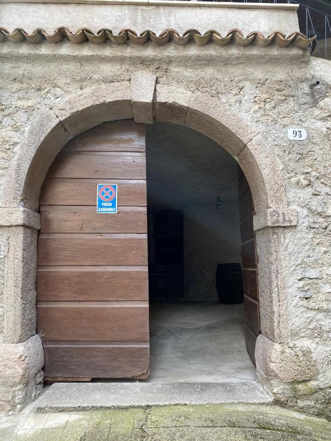 Ca' Berti Appartamento Con Terrazza Ville Del Monte Tenno Exterior photo