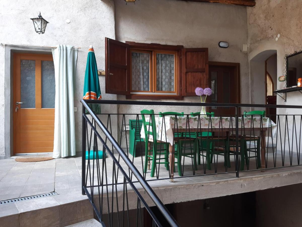Ca' Berti Appartamento Con Terrazza Ville Del Monte Tenno Exterior photo